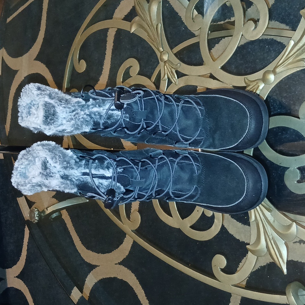 All in motion euc genuine leather boots